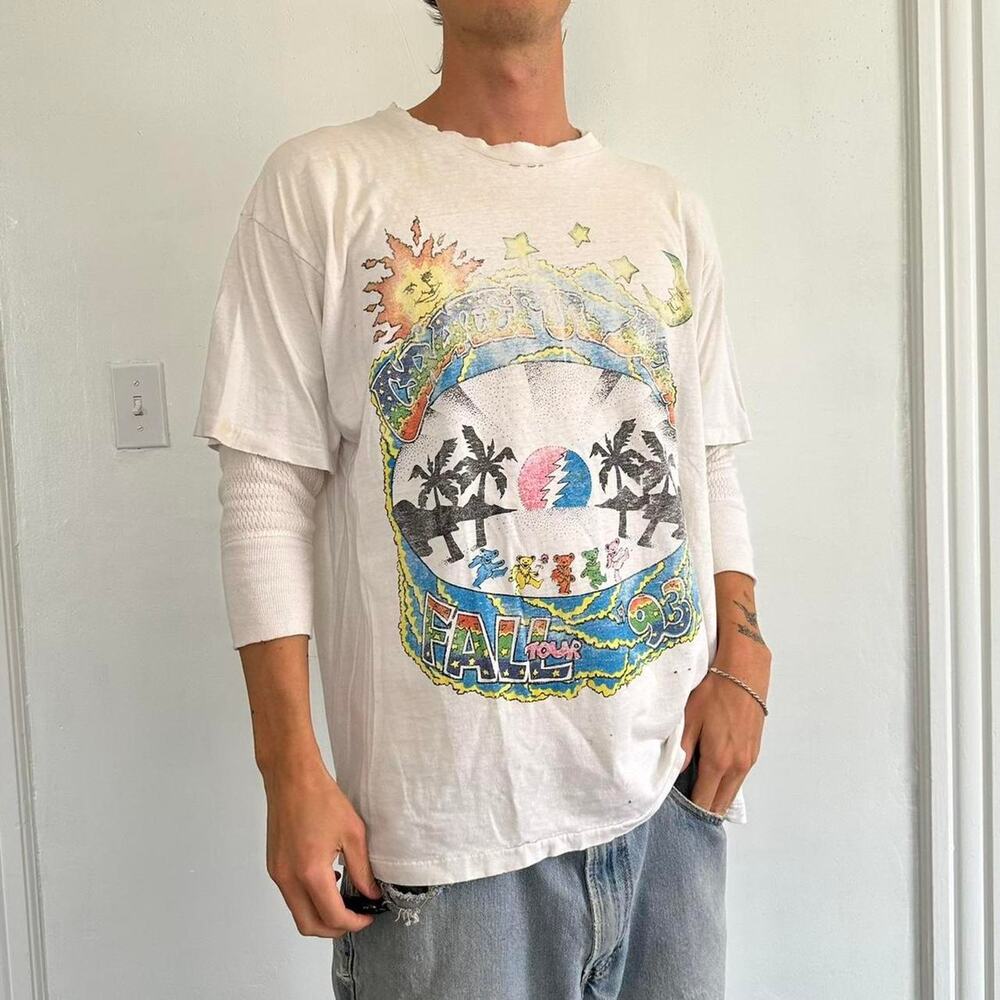 Vintage 90s 1993 Fall Tour Grateful Dead Thrashed White Band Tee